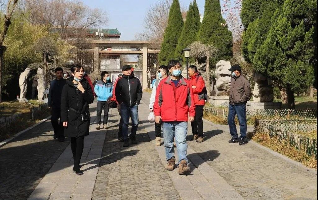 中国科学院尤海鲁团队、中国地质科学院王旭日团队到青州古城考察调研